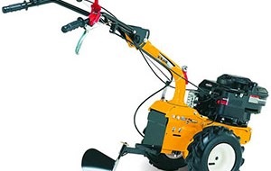 Motoblock Neva sur la photo