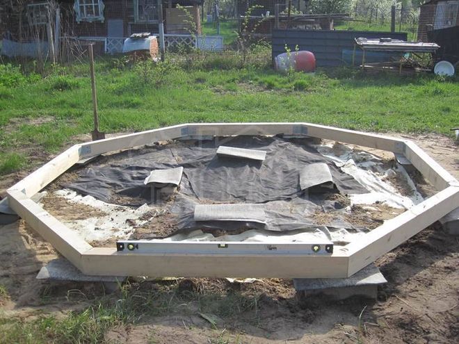 Base pour un gazebo octogonal